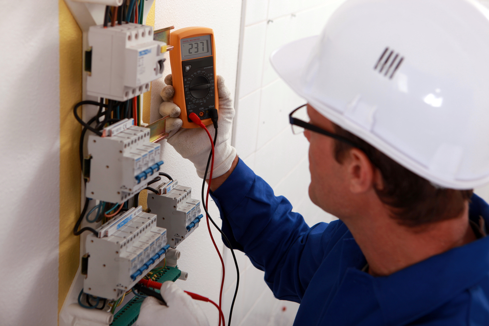 Managing Electrical Safety - Identifying High Risk Electrical Hazards (ROSPA Endorsed)